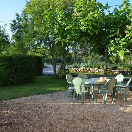 Дом отдыха Pranzac, 3 Pieces, 4 Personnes - Fr-1-653-125 *